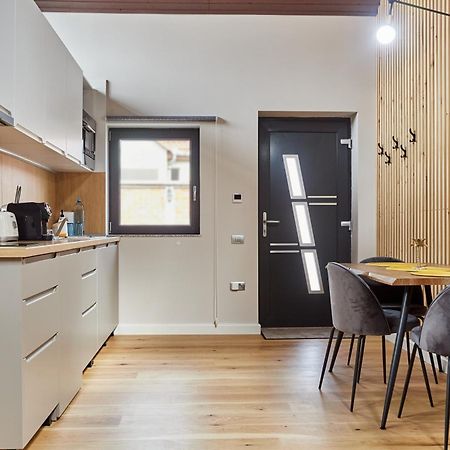 Apartament City La Casa Piano House ,Cu Parcare ألبا يوليا المظهر الخارجي الصورة